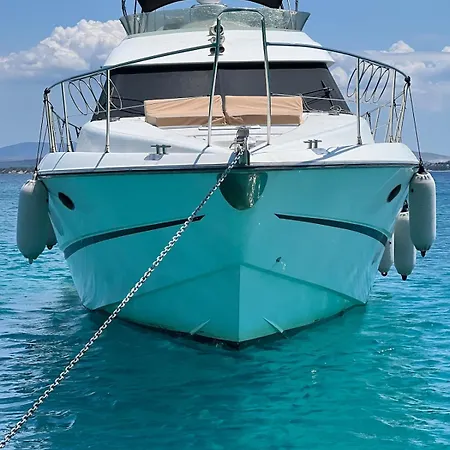 Exclusive 2 Botel Çeşme