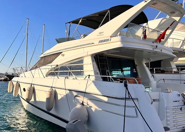 Exclusive 2 Ботель *