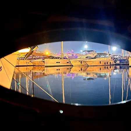 보트호텔 Exclusive 2