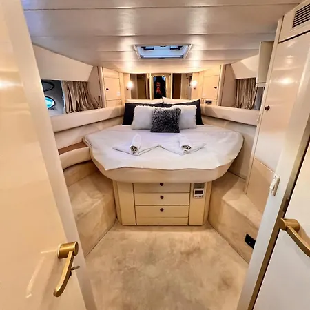 보트호텔 Exclusive 2 *